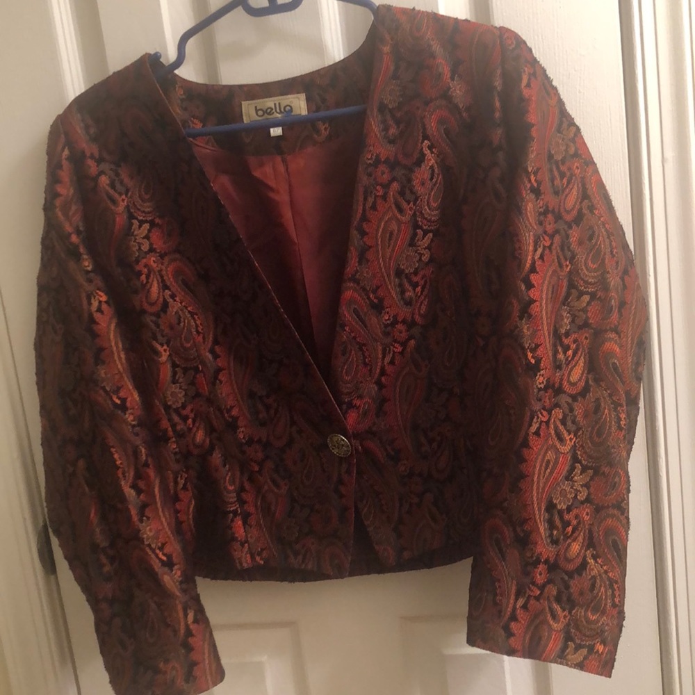 Floral top with free earrings